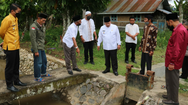 Bupati Agam, Dr. H. Andri Warman, berkunjung dan bersilaturahmi dengan masyarakat Nagari Magek, Kecamatan Kamang Magek