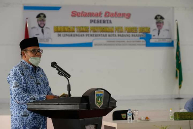 Staf Ahli Bidang Kemasyarakatan dan SDM Setdako Padang Panjang, Yas Edizarwin, SH.