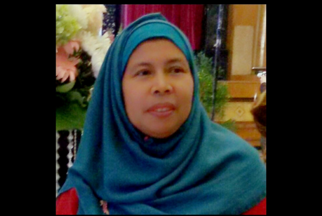 Sekretaris Alumni SMP A-81, Evawani, SH.