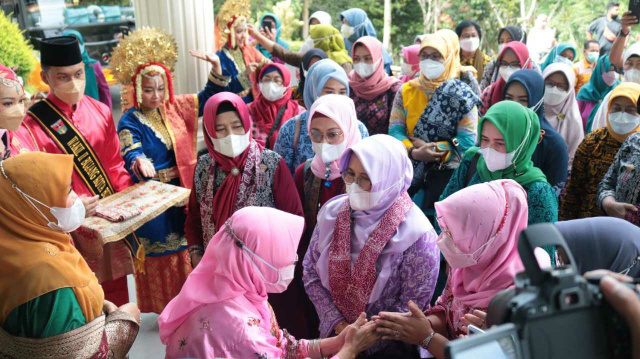 Gabungan Organisasi Wanita (GOW) Kota Bukttinggi menerima kunjungan pengurus GOW Kota Cilegon