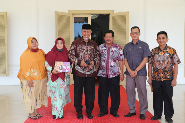 Gubernur Sumatera Barat, Buya Mahyeldi, kembali kedatangan seorang anak bangsa berprestasi, dia bernama Melani Kurniawati Zebua