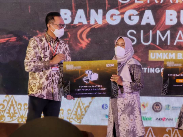 Berkah di bulan suci Ramadhan, Kelompok Wanita Tani (KWT) Tomat Mawaddah Kecamatan Salimpaung Kabupaten Tanah Datar.