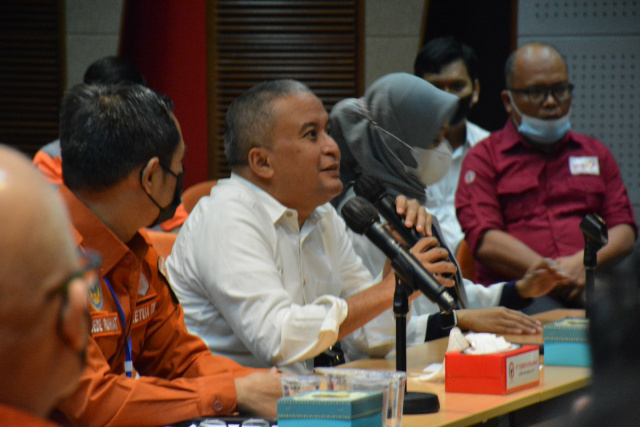 Direktur Keuangan & Umum PT Semen Padang Oktoweri yang hadir pada  Closing Meeting Klarifikasi Implementasi SMP Obvitnas, pada Rabu (25/5/2022)