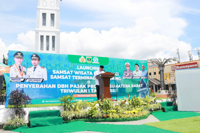 Gubernur sumbar  Launching Samsat Wisata Bukittinggi.