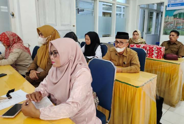 Peserta sosialisasi PEK untuk tekan Stunting di Kota Padang Panjang, Selasa (7/6/2022) siang.