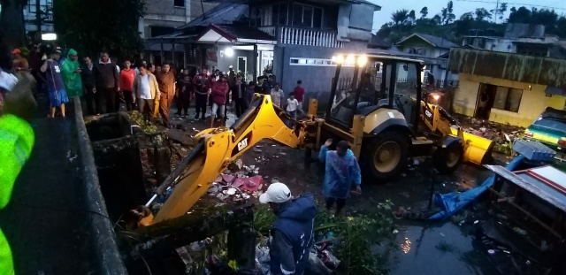 Foto atasi banjir di Kota Bukittinggi