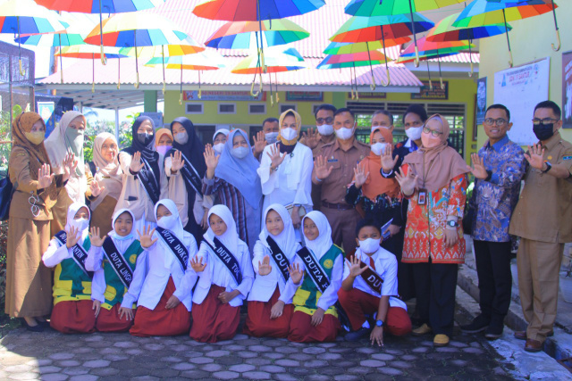 Tim dari Kementerian Pemberdayaan Perempuan dan Perlindungan Anak (KPPA) RI yang melaksanakan verifikasi lapangan Penilaian Kota Layak Anak Nasional 2022 berkunjung ke Kota Sawahlunto pada Senin 27 Juni 2022.