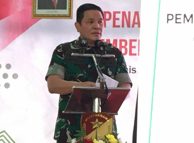 Komandan Korem 052/Wijayakrama Brigjen TNI Rano Tilaar
