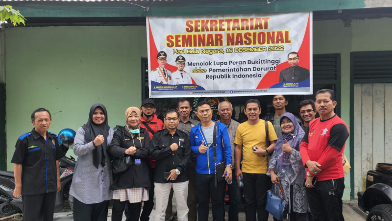 PltKetua Sumbar Suprapto bersama anggota PWI Bukittinggi ,Payakumbuh dan Tanah Datar.