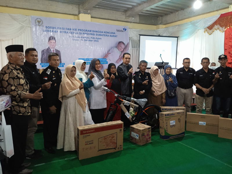 foto Anggota DPR RI Ade Rezki saat sosialisasi Kesehatan