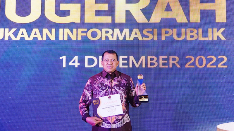 Rektor UNP Prof Ganefri