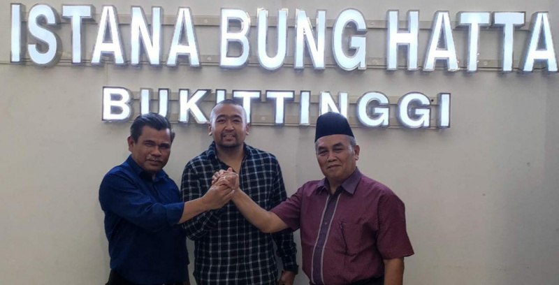 Sekda Bukittinggi Martias Wanto bersama Ninik mamak Bukittinggi bersama Wagub.