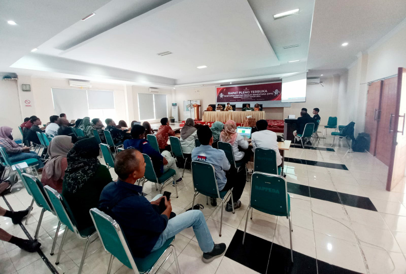 Suasana saat penetapan DPS di Kabupaten Agam.(m fadilah)