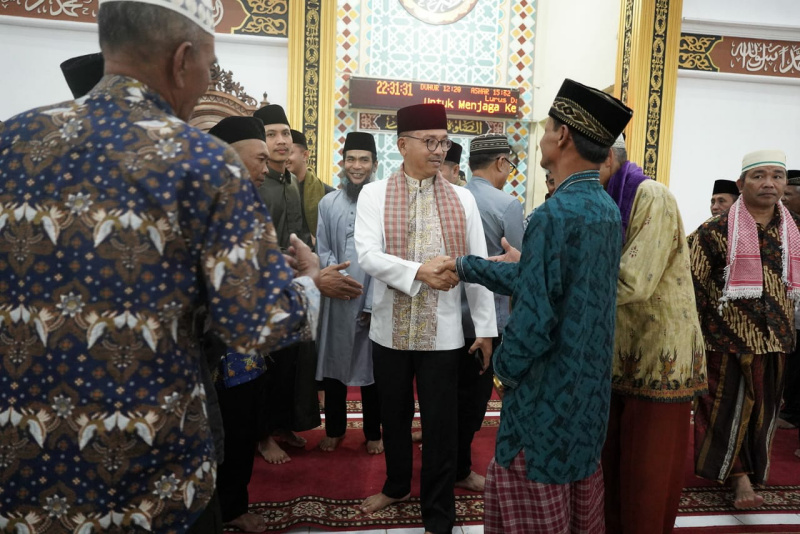 Bupati Solok Selatan Khairunnas.