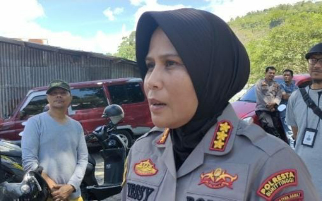 Kapolresta Bukittinggi Kombes Pol.Yessi Kurniati .S.I.K.MM tinjau danpak gempa. (Ist)