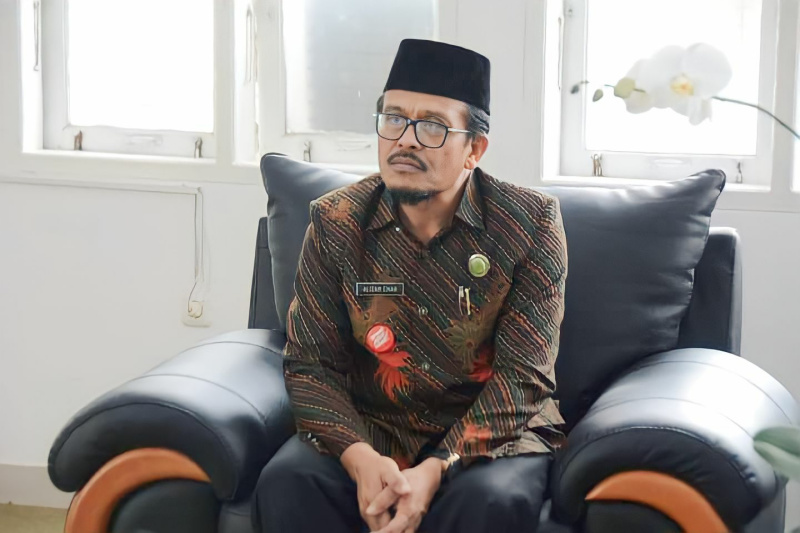Kepala Kantor Kementrian Agama Kota Padang Panjang, Drs. Alizar Chan, M Ag.