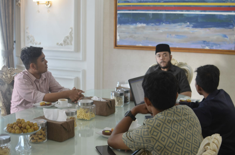 Potret diskusi antara Wako Padang Panjang Fadly Amran dan Dema FDIK UIN Imam Bonjol Padang