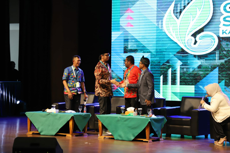Foto Wali Kota Bukittinggi Terima Dua Penghargaan Nasional pada CSS 2023