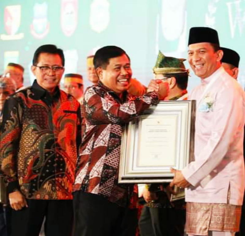 Pj Wako Sonny saat menerima penghargaan Swasti Saba Wistara, Selasa (28/11/2023) malam, di hotel Kempinski Jakarta.