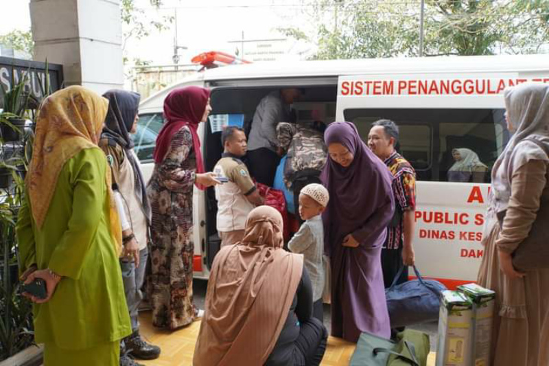 Rombongan EMT Padang  Panjang saat akan bertolak menuju Pessel, Jumat (15/3/2024) kemaren.