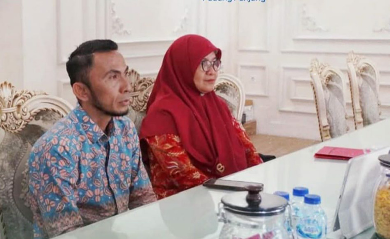 Wawako Allex dan Kadispangtan Ade Nafrita Anas