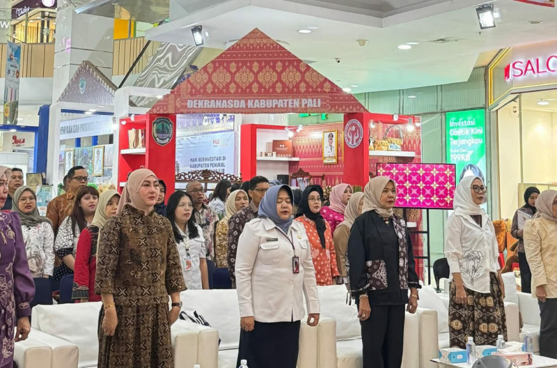 Stand Padang Panjang di ajang pameran nasional di Grand Square Jakarta.