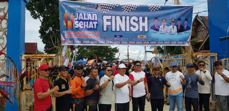 Para pimpinan Forkopimda juga sampai di garis Finish jalan Sehat/Santai