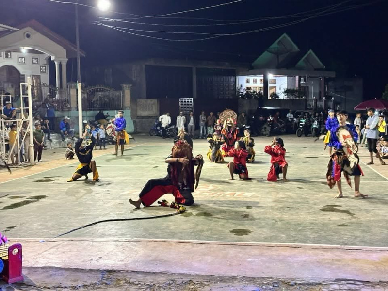 Nagari Creative Hub Desa Sikalang Semarak dengan Festival Kuliner, Musik dan Atraksi Kuda Kepang