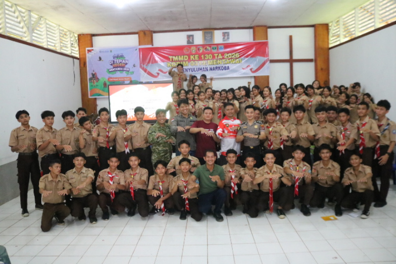 Penyuluhan Narkoba oleh tim satgas TMMD di SMA swasta penabur berkat sidomakmur salah satu bentuk kegiatan non fisik tmmd ke 130 tahun 2026  Kep.Mentawai