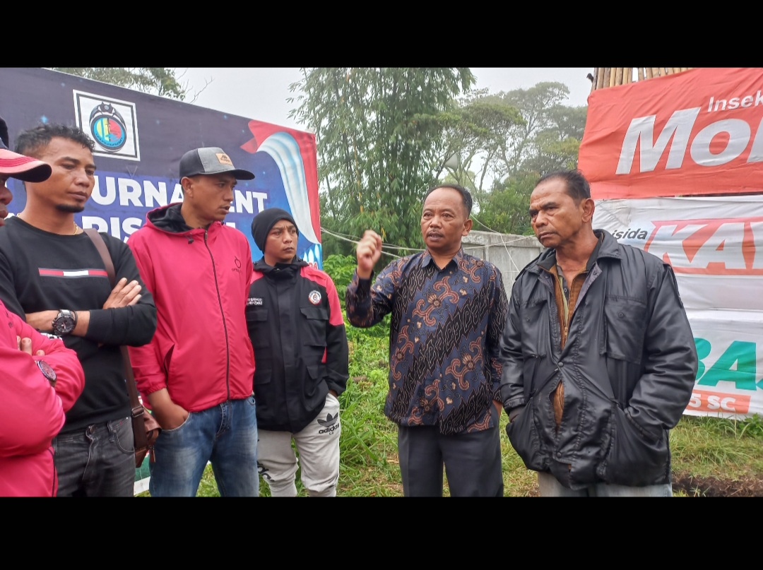 Jamaris (tengah), Anggota DPRD Kabupaten Solok Sponsor tunggal Jamaris Cup 2022