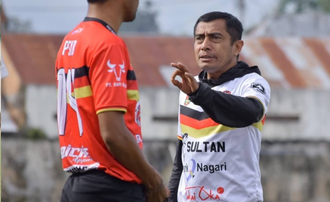 Gusnedi Adang, Pelatih Anyar Pekanbaru Warriors FC