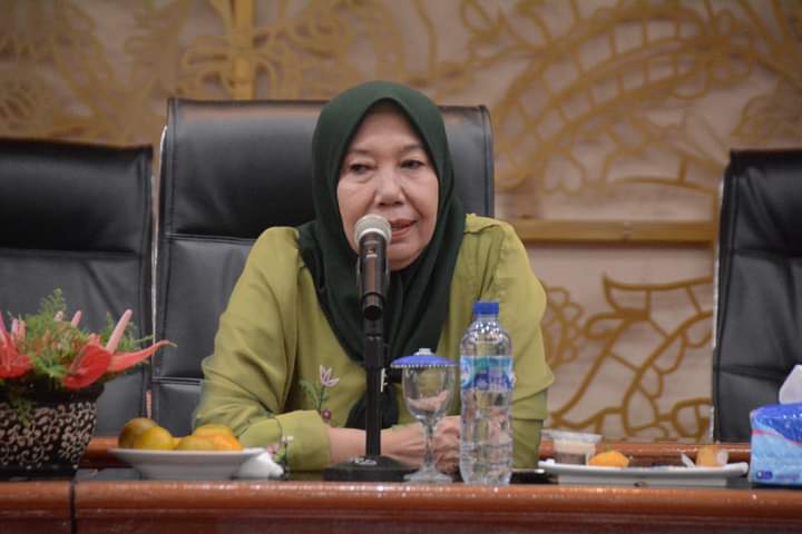 Ketua GOW Kota Padang Panjang, Nova Era Yanty.