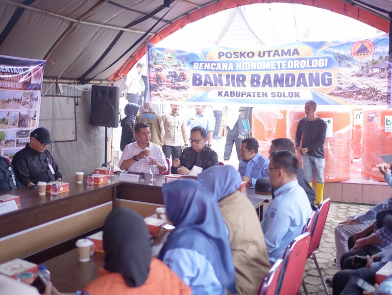 Wamendagri kunjungi Posko Utama Penanganan Pascabencana Kabupaten Solok