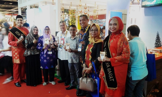 Wagub Nasrul Abit disela kegiatan Malaysian Association Tour and Travel Agent (MATTA) Fair Kuala Lumpur II tahun 2018 