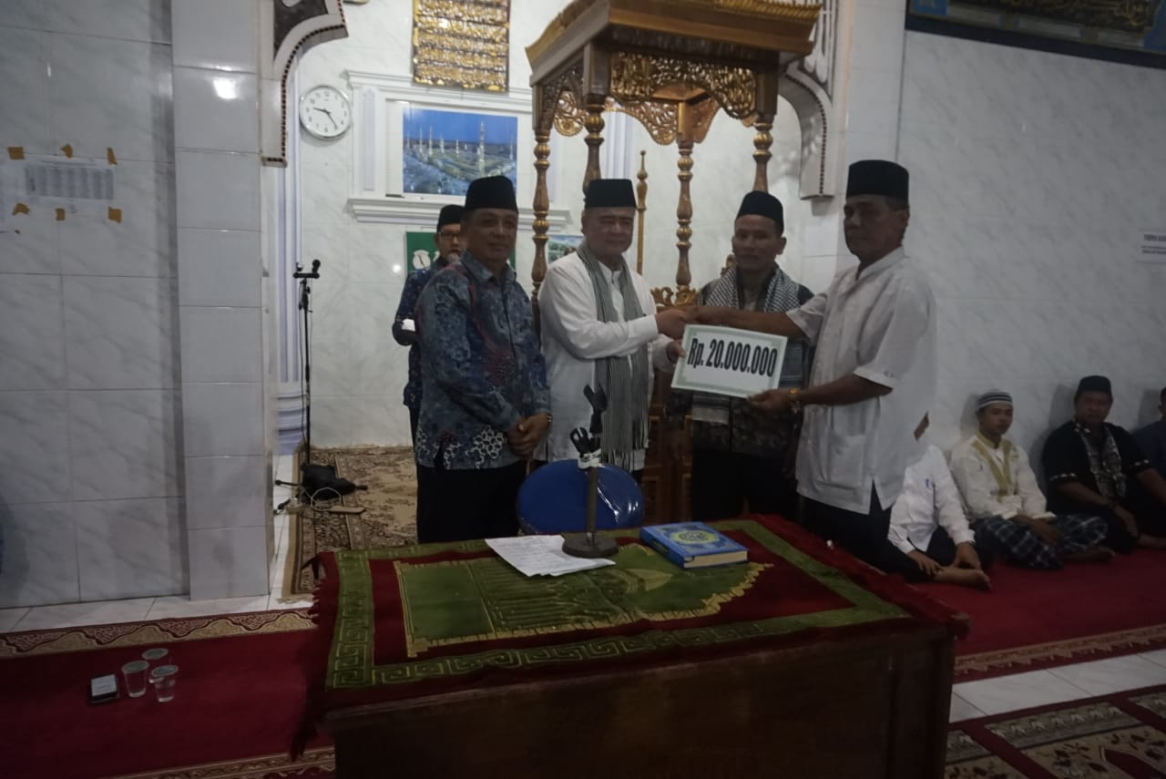 Safari Ramadhan di Mesjid Raya Al-Furqan Kecamatan Sikakap, Kepulauan Mentawai, Jumat, (19/5)