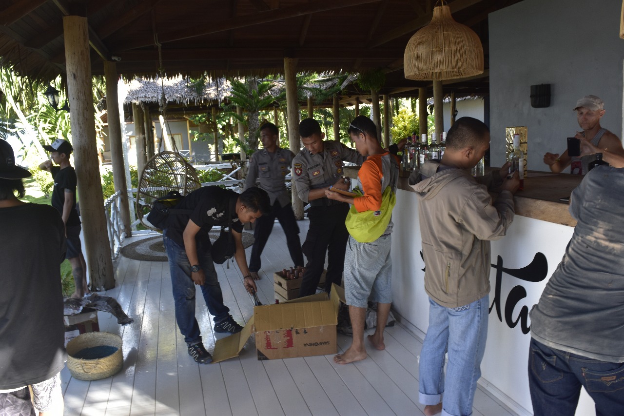 pengawasan Miras ilegal yang ada di resor-resor Mentawai