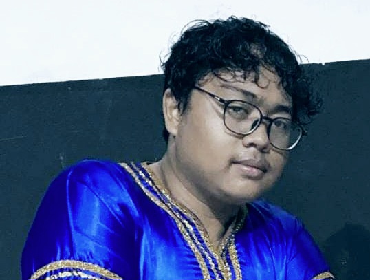 Penulis: Dzaky Herry Marino